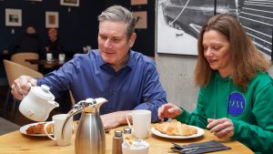 Keir Starmer’s food choices bode well for the election. Photo: Ian Forsyth/Getty
