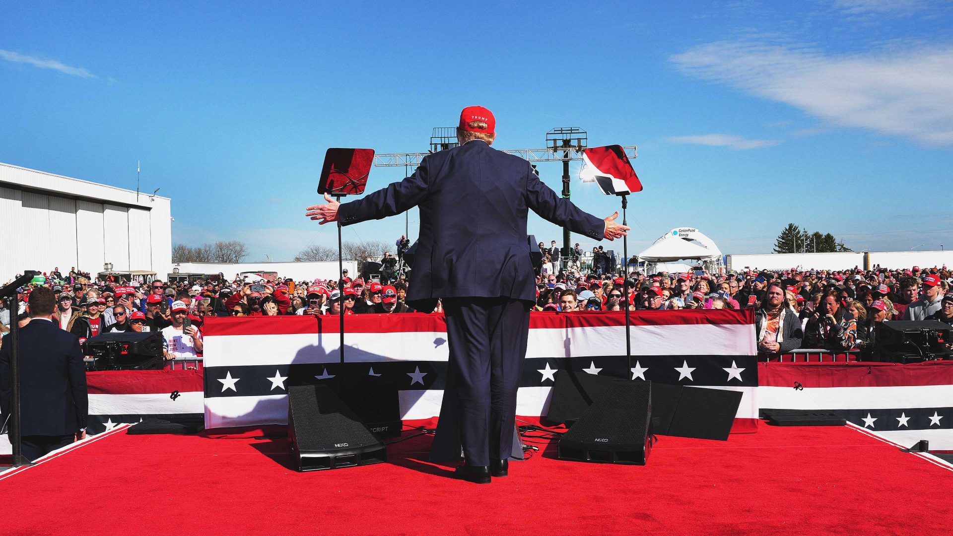 Donald Trump speaks to supporters during a rally at the Dayton International Airport in Vandalia, Ohio. Photo: Scott Olson/Getty