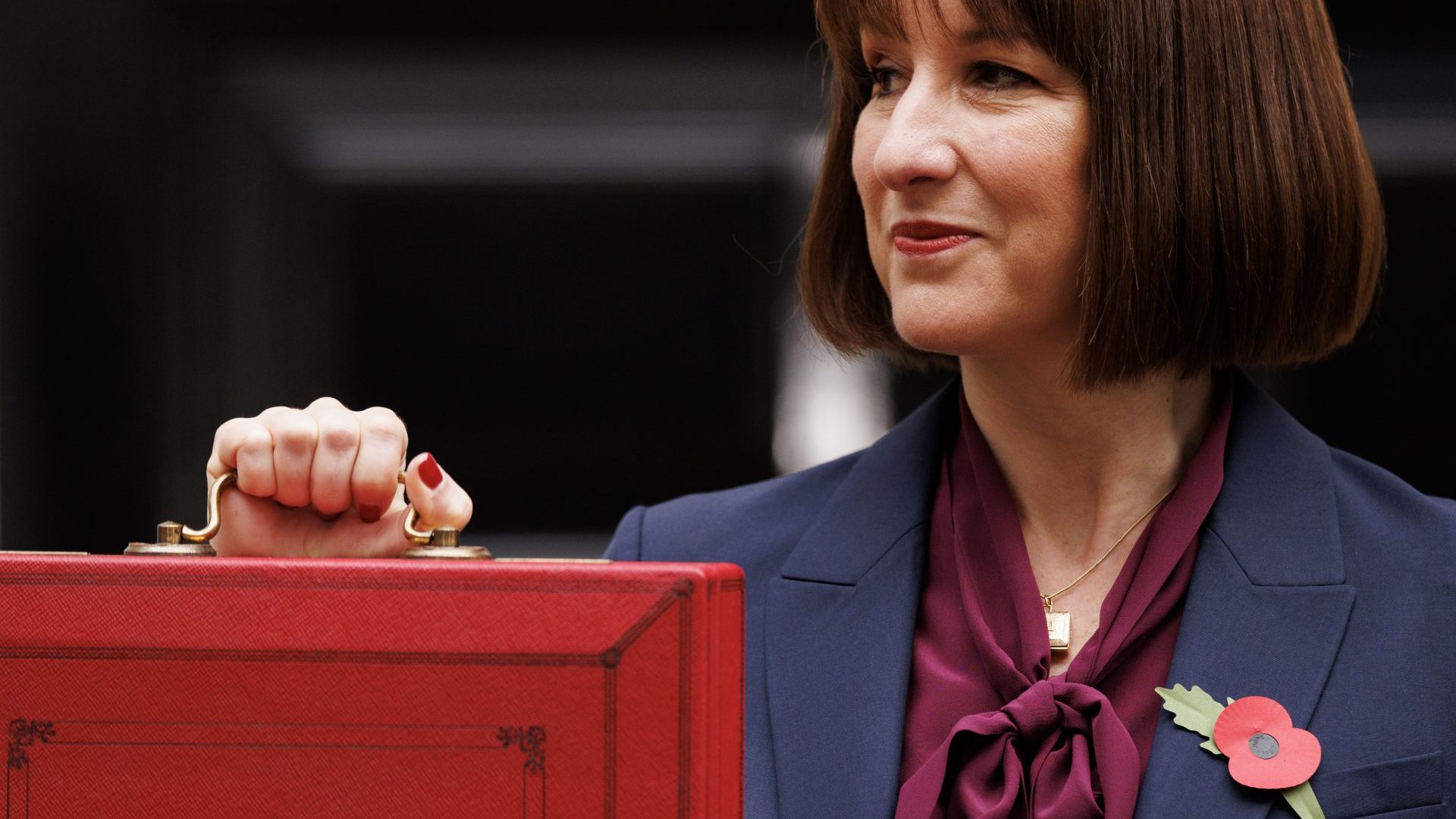 Rachel Reeves poses with the red box outside number 11 Downing Street. Photo: Dan Kitwood/Getty Images