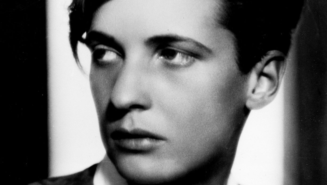 Portrait of Swiss writer, journalist and photographer Annemarie Schwarzenbach, 1933. Photo: Atelier Binder/ullstein bild/Getty