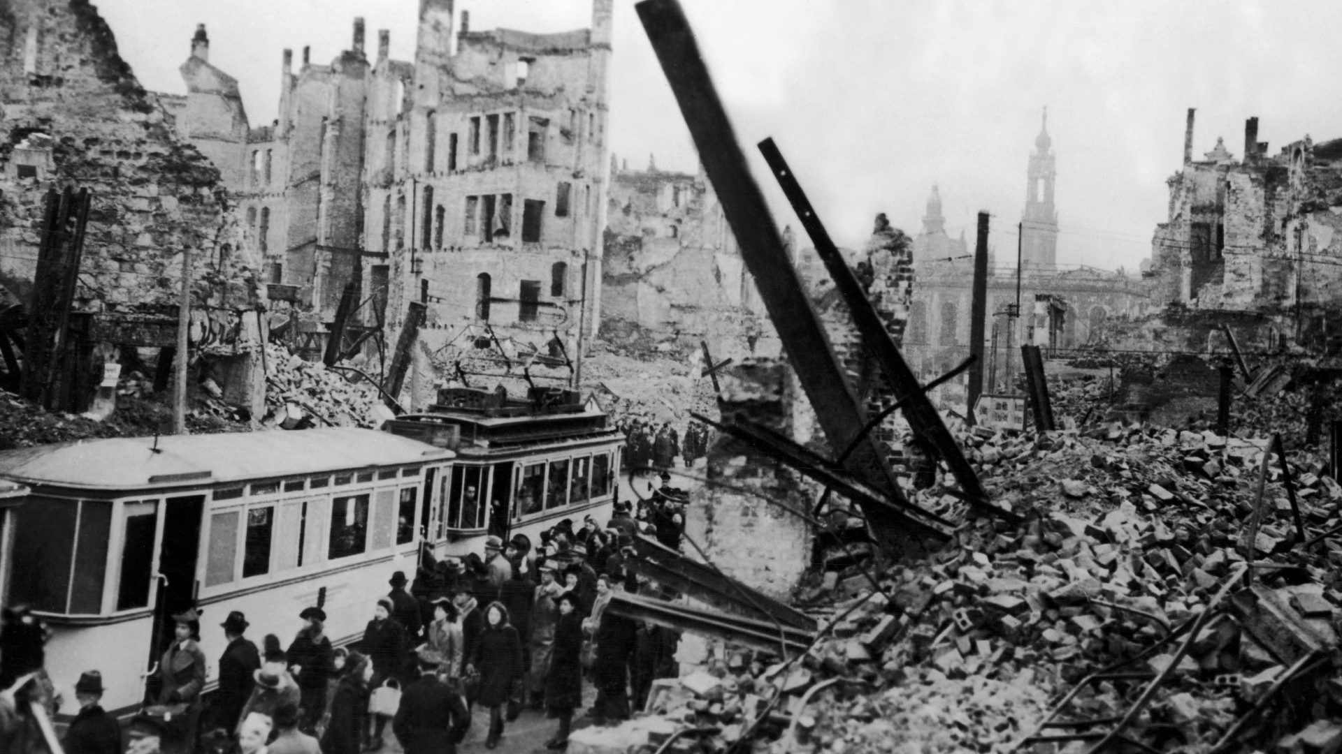 The city of Dresden, basically razed to the ground by Anglo-American bombings, in February 1945. Photo: Keystone-France/Gamma-Keystone via Getty Images