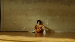 A still from Dražen, the biopic of legendary Croatian basketball player Dražen Petrović, directed by Danilo Šerbedžija and starring Domagoj Nižić in the title role. Photo: Netflix